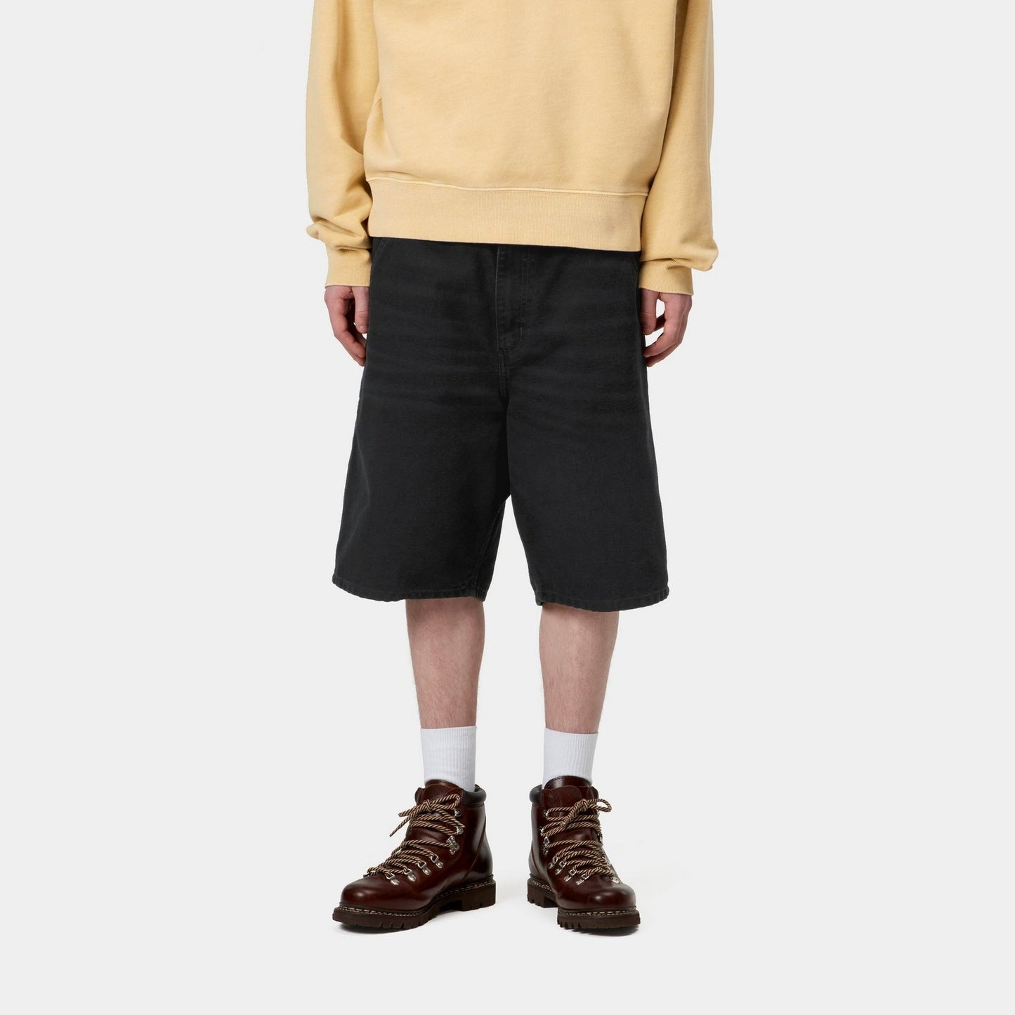 Single Knee Short - Stone Canvas | Black
