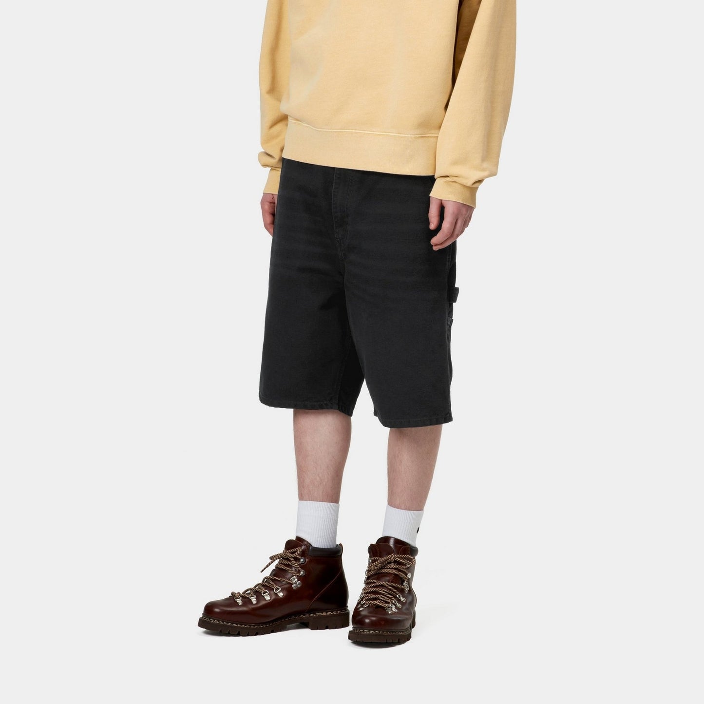 Single Knee Short - Stone Canvas | Black