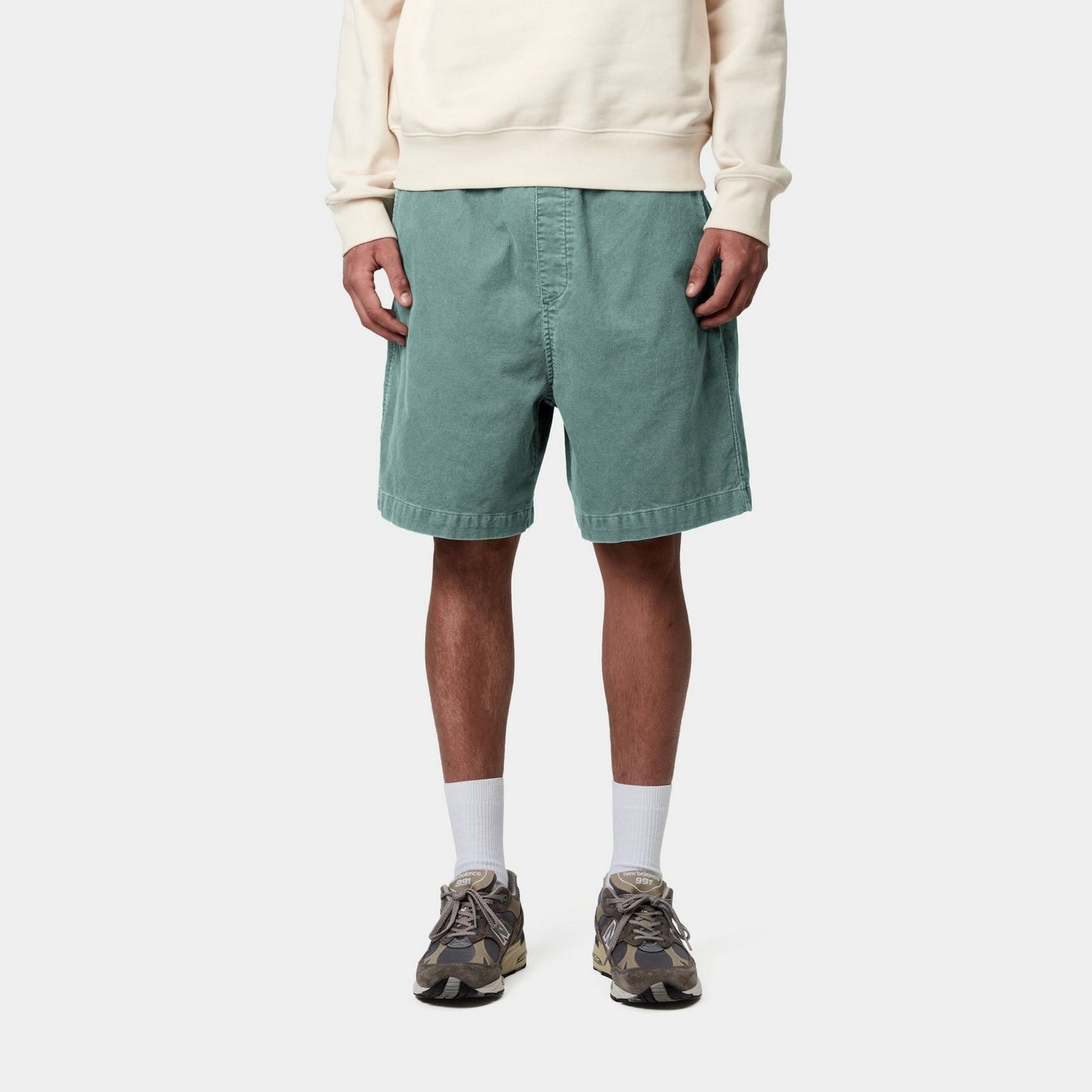 Reynold Corduroy Short | Silver Pine (dusky washed)